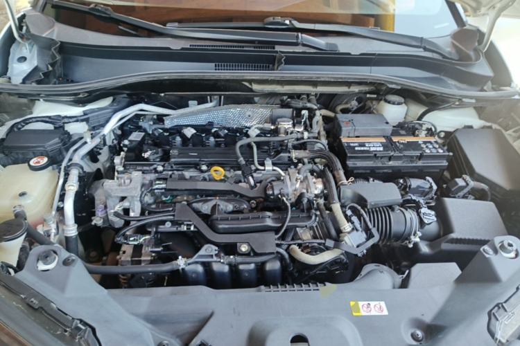 Used Toyota IZOA 2018 2.0L Yichi Version China VI Standard Engine Bay