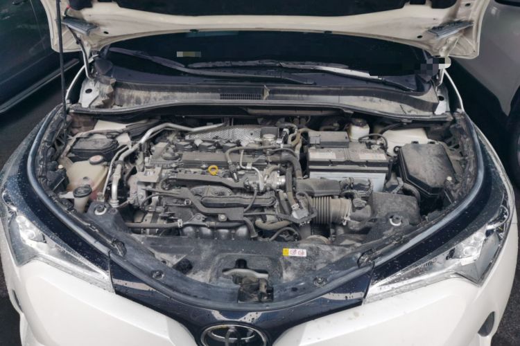 Used Toyota IZOA 2018 2.0L Yichi Edition China V Standard Engine Bay