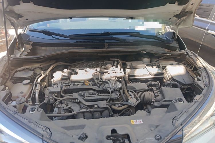 Used Toyota IZOA 2018 2.0L Yichi Edition China V Standard Engine Bay