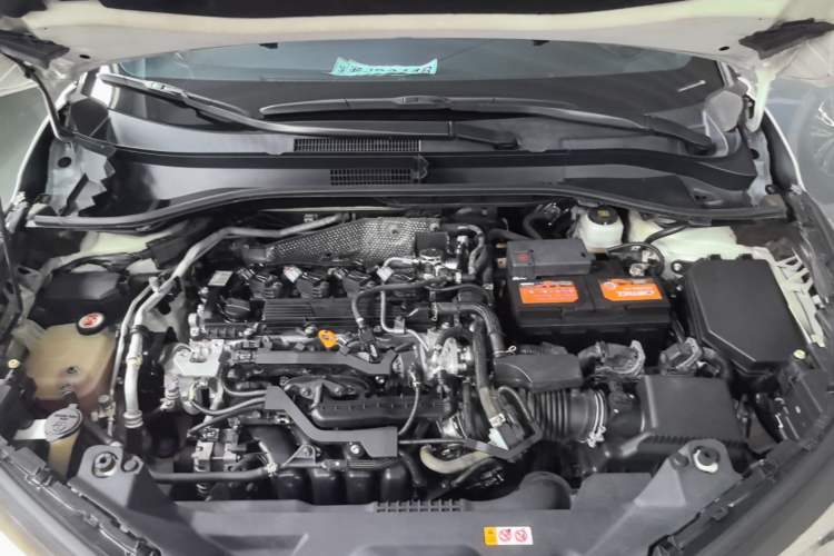 Used Toyota IZOA 2018 2.0L Yichi Edition China V Standard Engine Bay