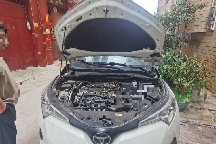Used Toyota IZOA 2018 2.0L Yichi Version China VI Standard Engine Bay