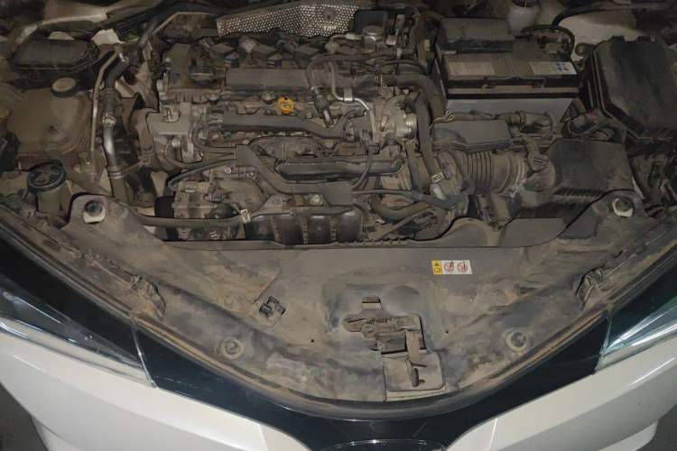 Used Toyota IZOA 2018 2.0L Yichi Edition China V Standard Engine Bay
