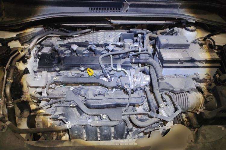 Used Toyota IZOA 2018 2.0L Yichi Edition China V Standard Engine Bay
