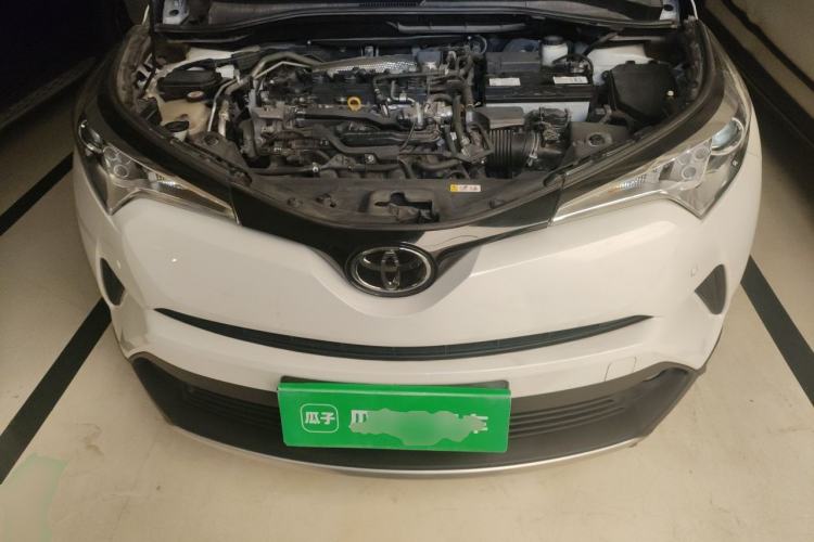 Used Toyota IZOA 2018 2.0L Yichi Edition China V Standard Engine Bay