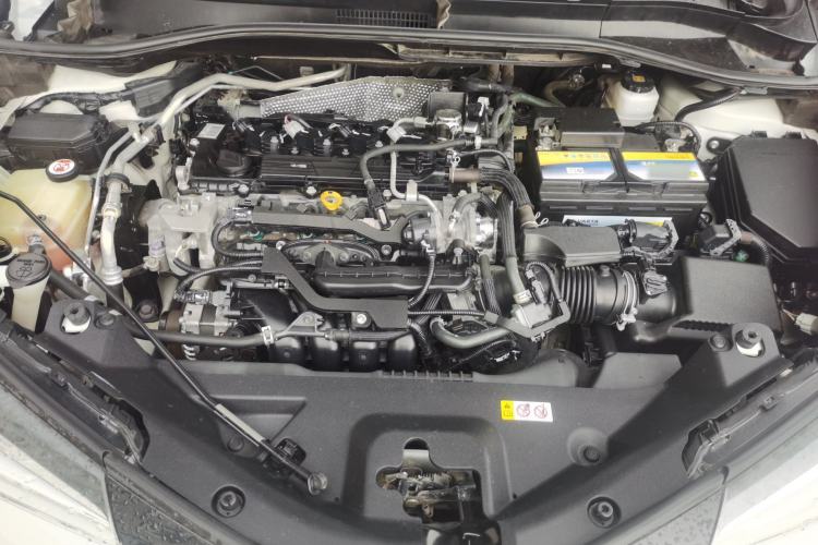 Used Toyota IZOA 2018 2.0L Yichi Edition China V Standard Engine Bay