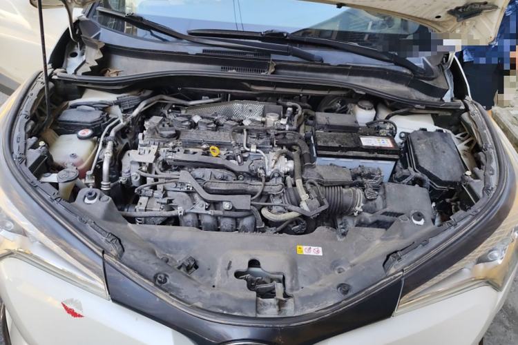 Used Toyota IZOA 2018 2.0L Yichi Edition China V Standard Engine Bay