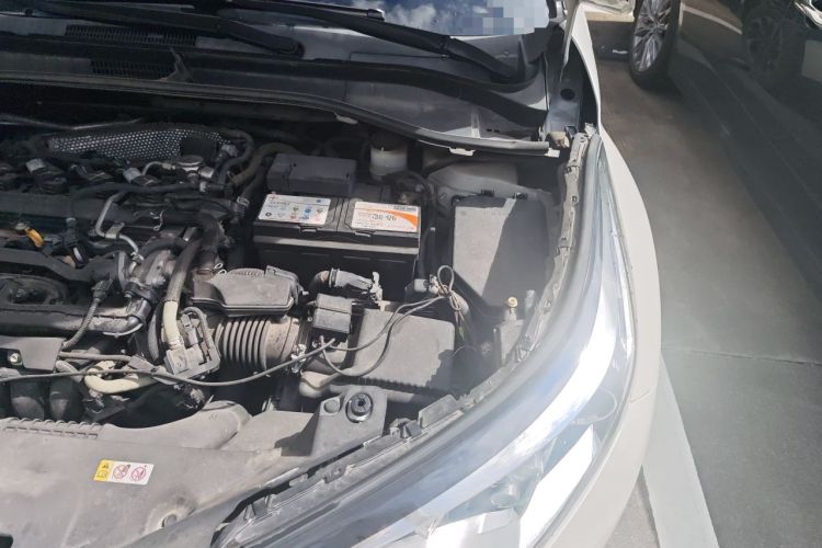 Used Toyota IZOA 2018 2.0L Yichi Edition China V Standard Engine Bay Left