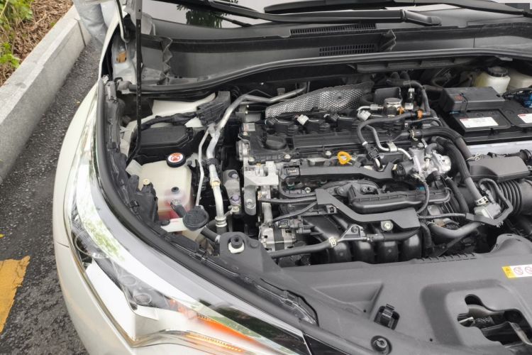 Used Toyota IZOA 2018 2.0L Yichi Edition China V Standard Engine Bay Right