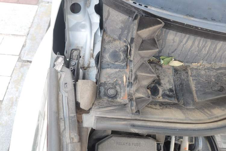 Used Toyota IZOA 2018 2.0L Yidong Version China V Standard Engine Bay Right