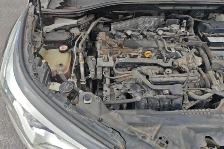 Used Toyota IZOA 2018 2.0L Yichi Edition China V Standard Engine Bay Right