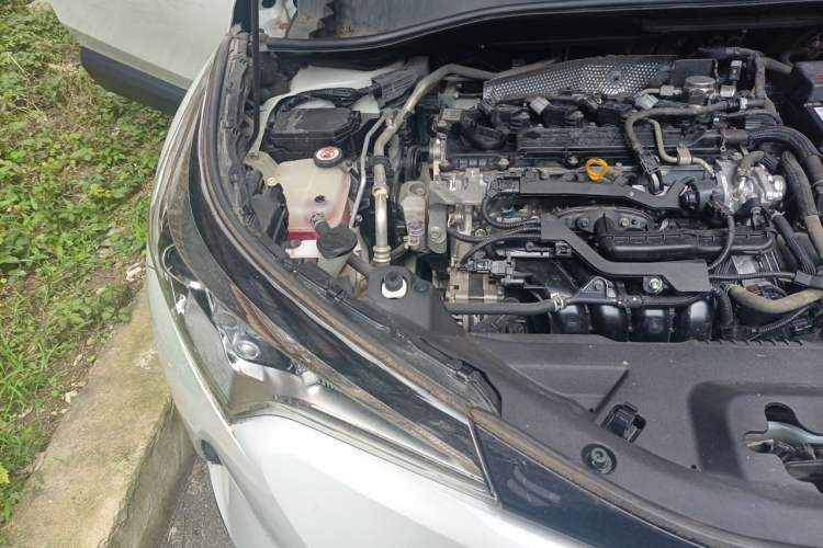 Used Toyota IZOA 2018 2.0L Yichi Edition China V Standard Engine Bay Right