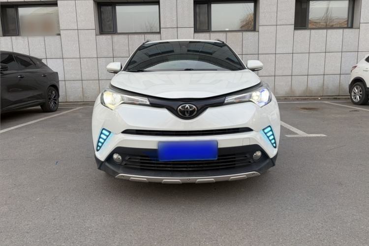 Used Toyota IZOA 2018 2.0L Yichi Edition China V Standard Exterior 1