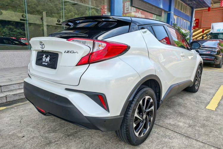 Used Toyota IZOA 2018 2.0L Yichi Edition China V Standard Exterior 1