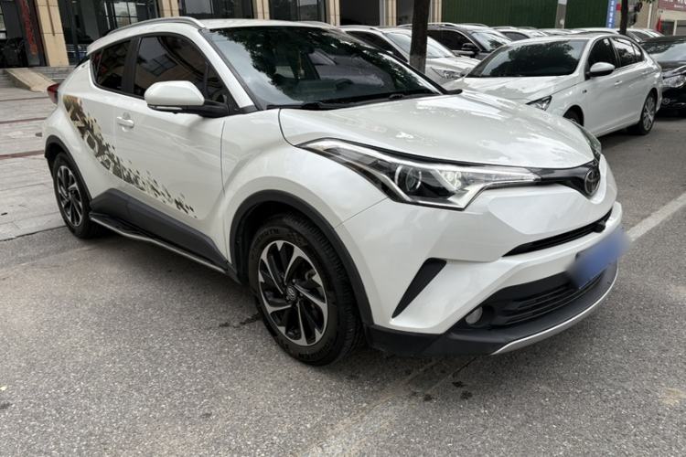 Used Toyota IZOA 2018 2.0L Yichi Version China VI Standard Exterior 1