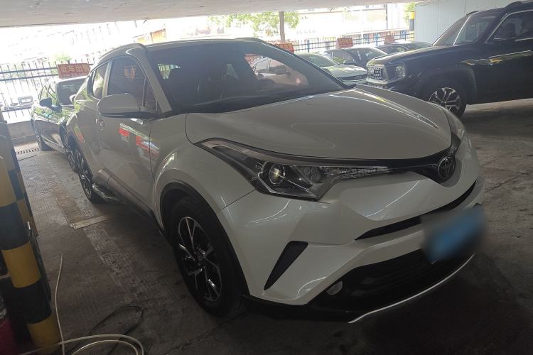 Used Toyota IZOA 2018 2.0L Yichi Edition China V Standard Exterior 2