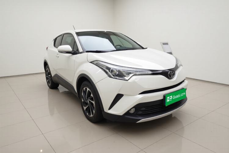 Used Toyota IZOA 2018 2.0L Yichi Edition China V Standard Exterior 2