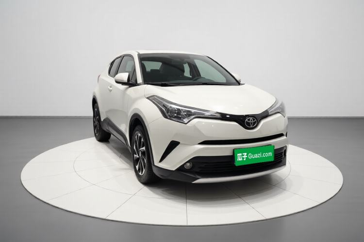 Used Toyota IZOA 2018 2.0L Yichi Version China VI Standard Exterior 2