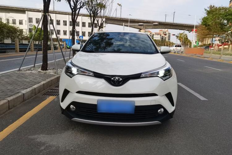 Used Toyota IZOA 2018 2.0L Yichi Version China VI Standard Exterior 2