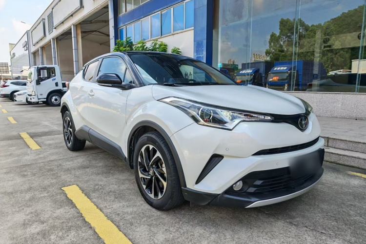 Used Toyota IZOA 2018 2.0L Yichi Edition China V Standard Exterior 4