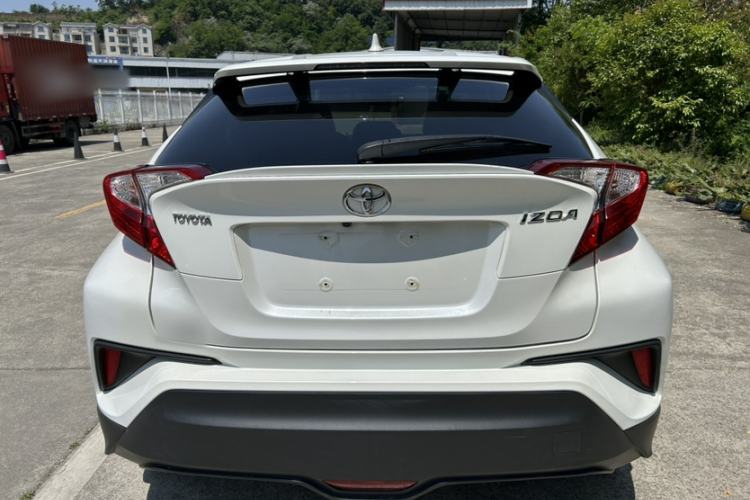 Used Toyota IZOA 2018 2.0L Yichi Edition China V Standard Exterior 5