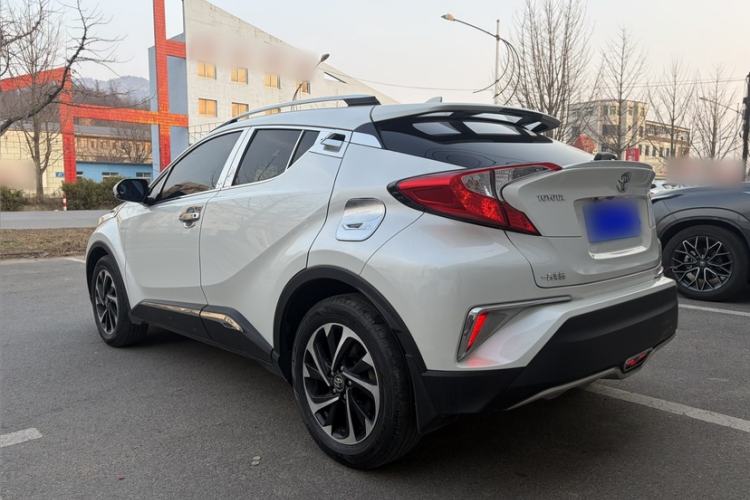 Used Toyota IZOA 2018 2.0L Yichi Edition China V Standard Exterior 6