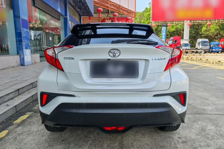 Used Toyota IZOA 2018 2.0L Yichi Edition China V Standard Exterior 6
