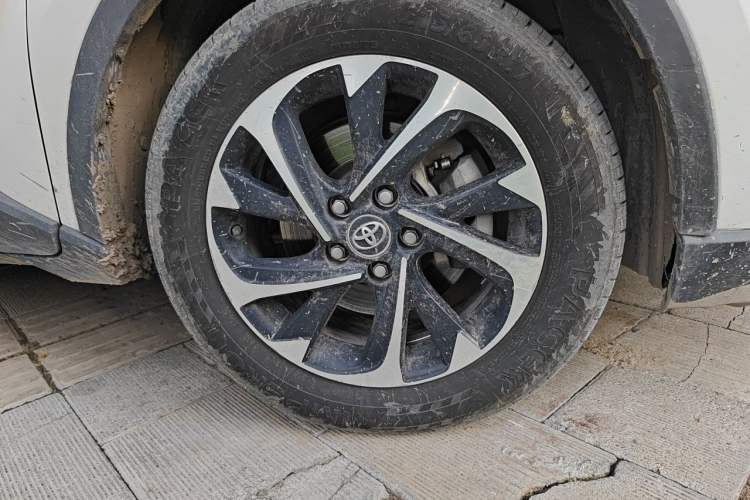 Used Toyota IZOA 2018 2.0L Yichi Edition China V Standard Exterior 7
