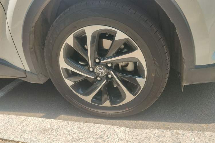 Used Toyota IZOA 2018 2.0L Yichi Edition China V Standard Exterior 7