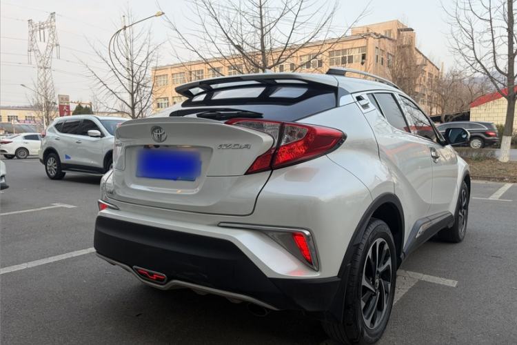 Used Toyota IZOA 2018 2.0L Yichi Edition China V Standard Exterior 8