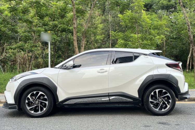 Used Toyota IZOA 2018 2.0L Yixuan Version China V Standard Exterior 8