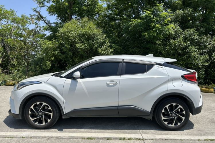 Used Toyota IZOA 2018 2.0L Yichi Edition China V Standard Exterior 8