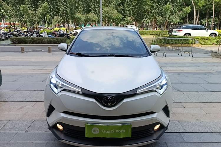 Used Toyota IZOA 2018 2.0L Yichi Edition China V Standard Front