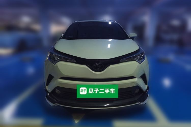 Used Toyota IZOA 2018 2.0L Yichi Version China VI Standard Front