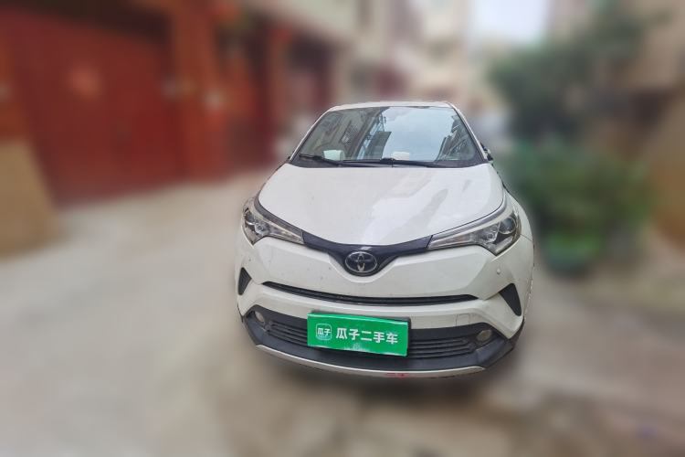 Used Toyota IZOA 2018 2.0L Yichi Version China VI Standard Front