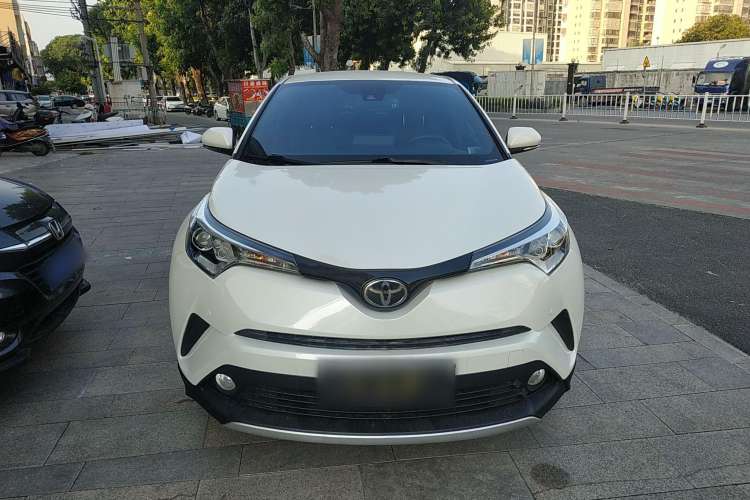 Used Toyota IZOA 2018 2.0L Yichi Edition China V Standard Front