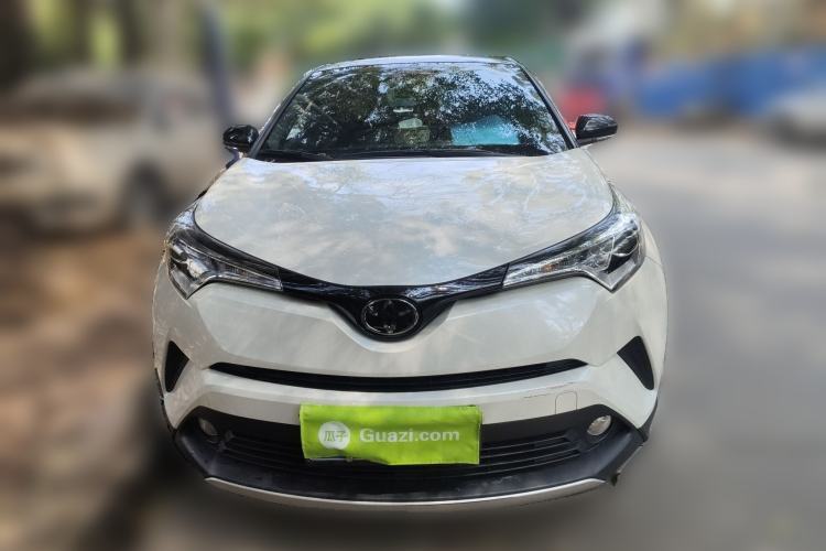 Used Toyota IZOA 2018 2.0L Yichi Version China VI Standard Front