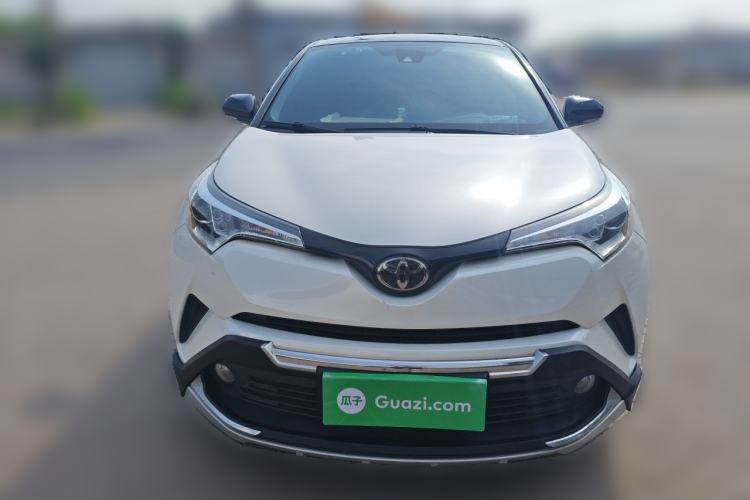 Used Toyota IZOA 2018 2.0L Yichi Version China VI Standard Front