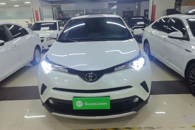 Used Toyota IZOA 2018 2.0L Yichi Edition China V Standard Front