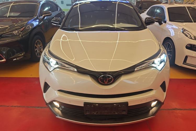 Used Toyota IZOA 2018 2.0L Yichi Edition China V Standard Front