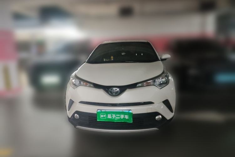 Used Toyota IZOA 2018 2.0L Yichi Version China VI Standard Front