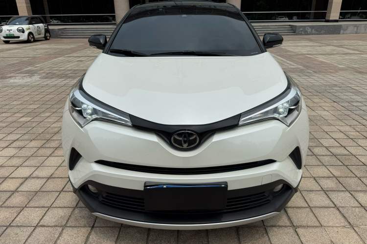 Used Toyota IZOA 2018 2.0L Yichi Edition China V Standard Front