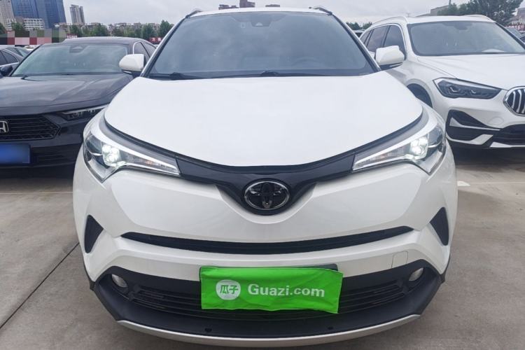 Used Toyota IZOA 2018 2.0L Yichi Version China VI Standard Front