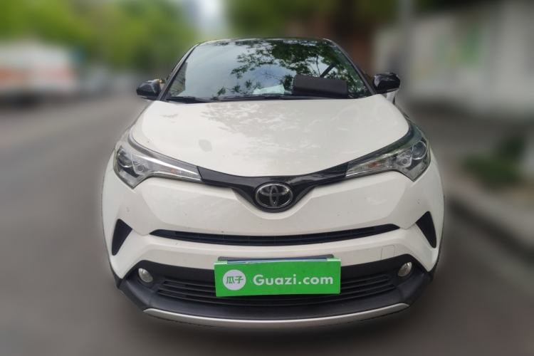 Used Toyota IZOA 2018 2.0L Yichi Version China VI Standard Front