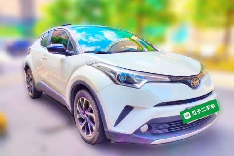 Used Toyota IZOA 2018 2.0L Yichi Version China VI Standard Front Right 45 Deg