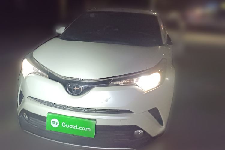 Used Toyota IZOA 2018 2.0L Yichi Version China VI Standard Front