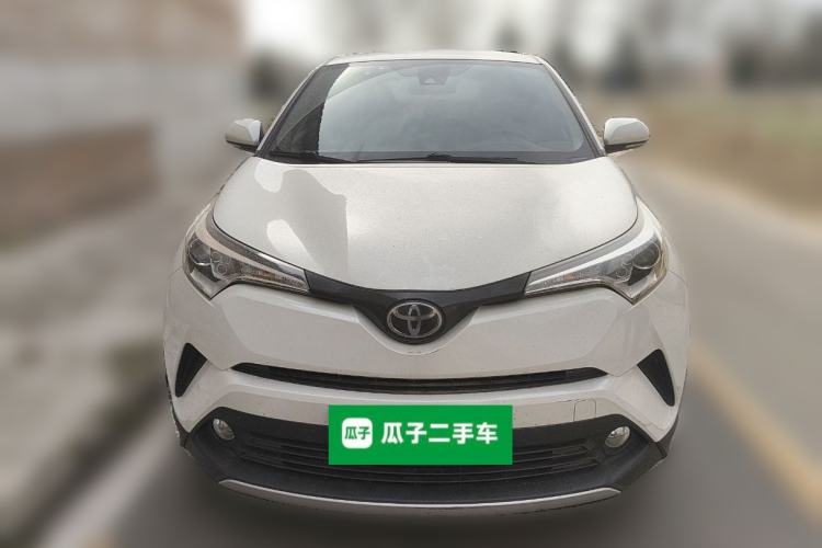 Used Toyota IZOA 2018 2.0L Yichi Version China VI Standard Front