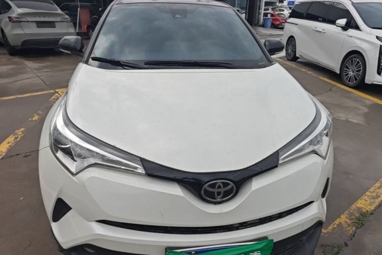 Used Toyota IZOA 2018 2.0L Yichi Edition China V Standard Front