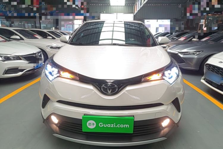 Used Toyota IZOA 2018 2.0L Yichi Edition China V Standard Front
