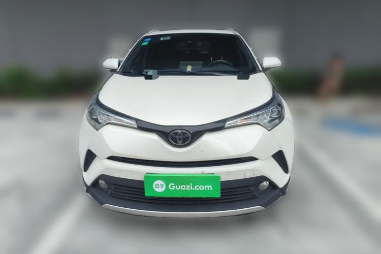 Used Toyota IZOA 2018 2.0L Yichi Version China VI Standard Front
