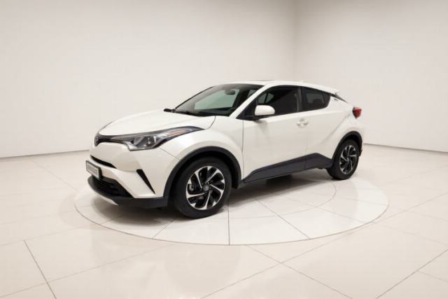 Used Toyota IZOA 2018 2.0L Yichi Version China VI Standard